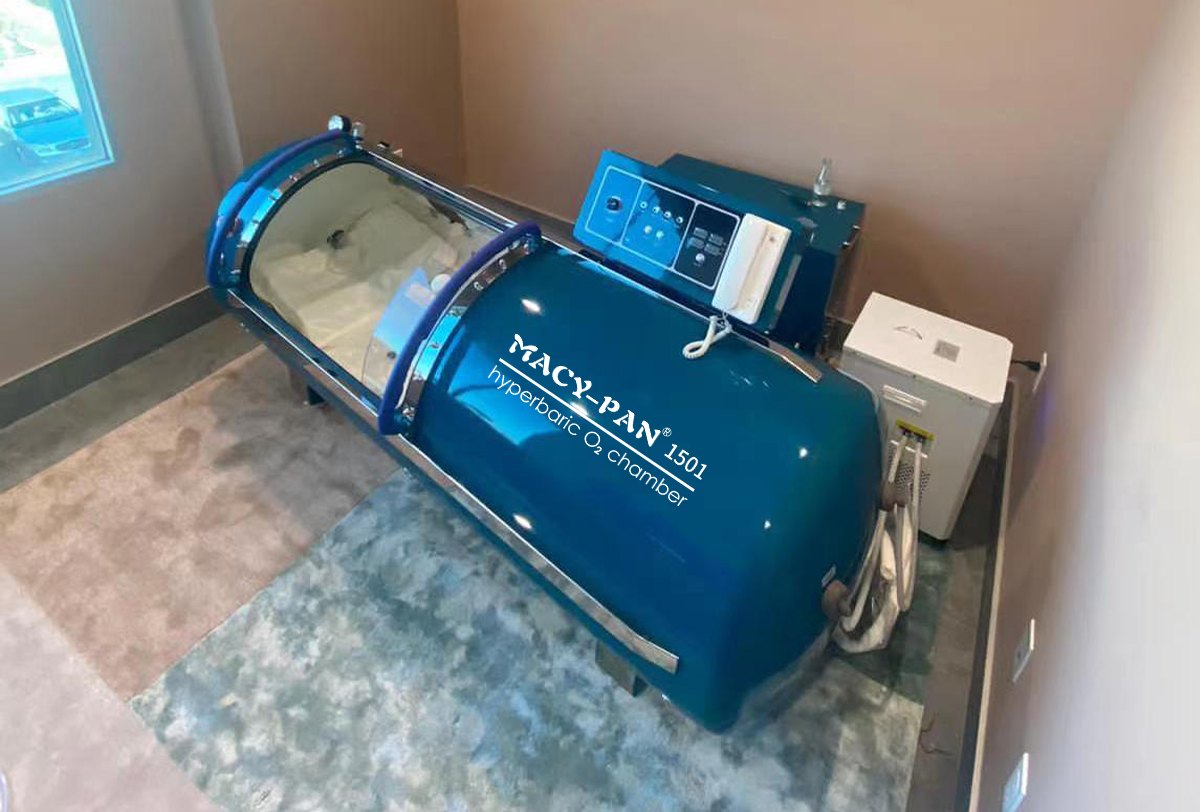 Hyperbaric oxygen therapy machine