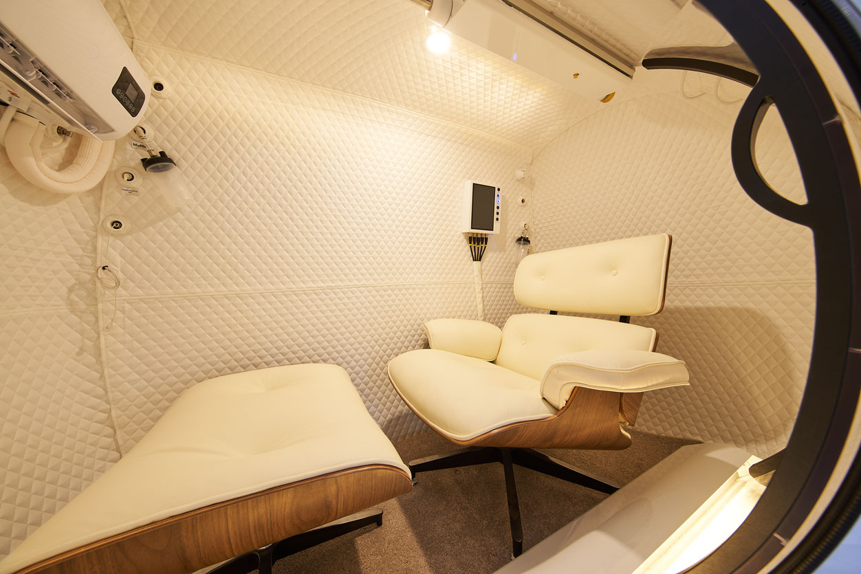Hyperbaric therapy for stress relief