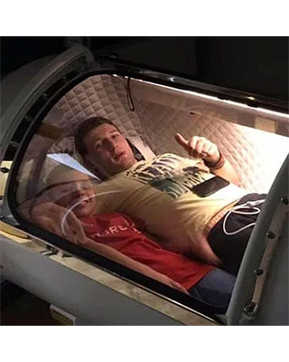 Hyperbaric chamber for chronic pain relief