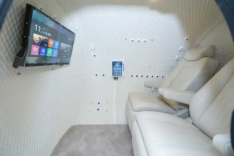 macy-pan hyperbaric oxygen chamber